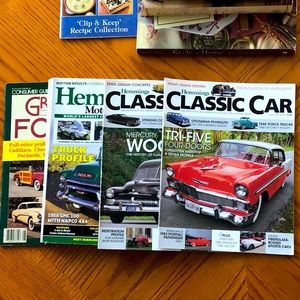 Set of 4 car magazine/books